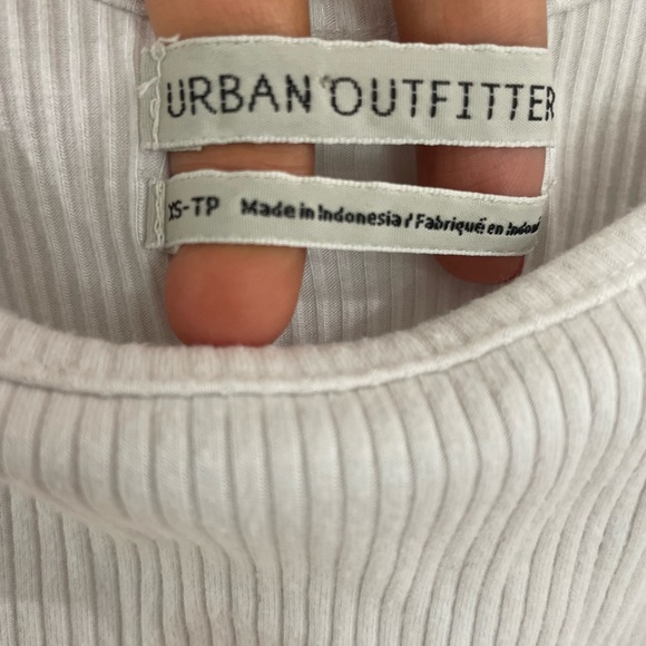 URBAN OUTFITTERS, Cami top, size XS - Picture 3 of 3